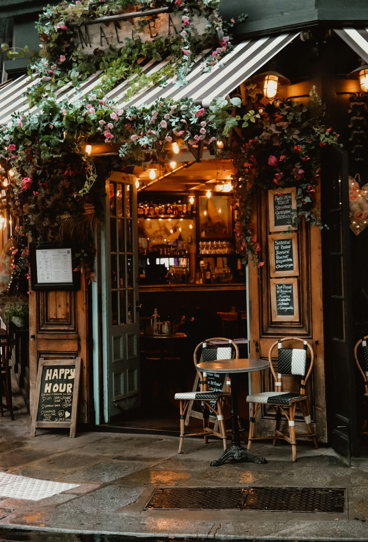 restaurant with lighted string lights